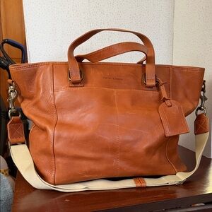 Dooney & Bourke Florentine Newport Leather Tote Bag in Cognac
